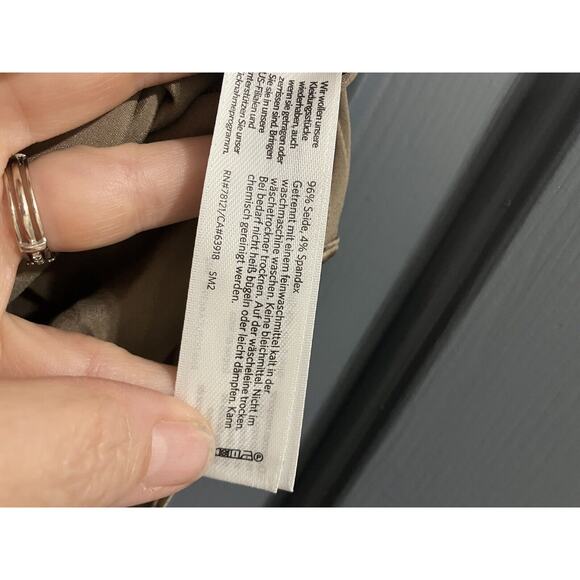 NWT Eileen Fisher Bramble Stretch Silk Charmeuse Round Neck Tank Size S/P $188 - Picture 5 of 9